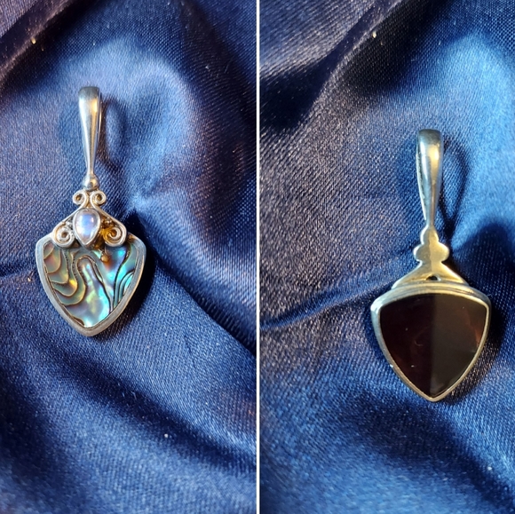 Source Unknown Jewelry - SS Albalone Pendant.